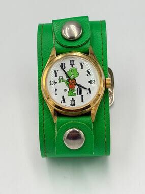 Vintage OBERON Trutle Club Y.B.Y.S.A.I.A Swiss Wind-Up Watch 5 O'Clock Somewhere